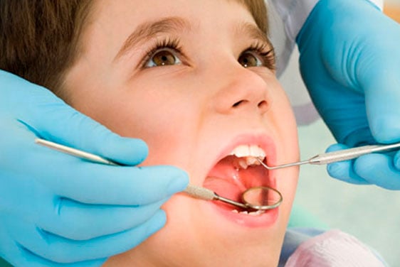 Consejos para el cuidado de las prótesis dentales en Medellín